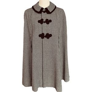 RARE Vintage Pendleton Wool Black Houndstooth Cape Size Small/Medium 50's